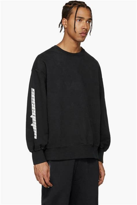 yeezy calabasas crewneck.